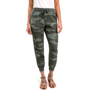 Splendid camo joggers